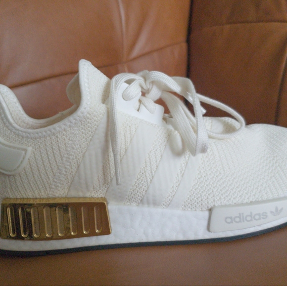 Adidas Running Shoes - Picture 4 of 7